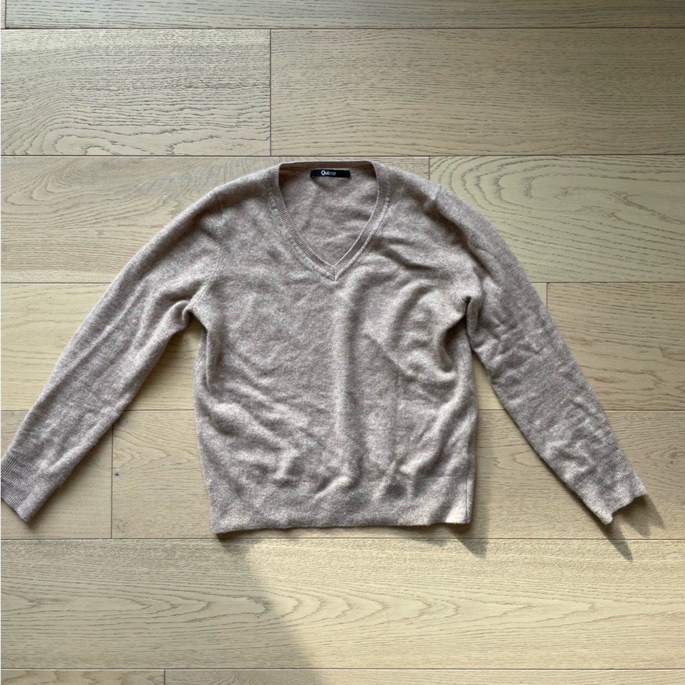 Quince Cashmere V Neck Sweater